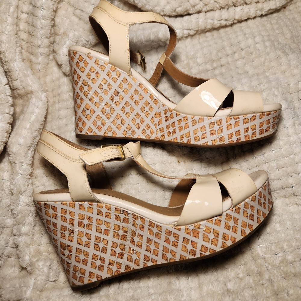 Clarks Cream Wedge Sandals 7.5